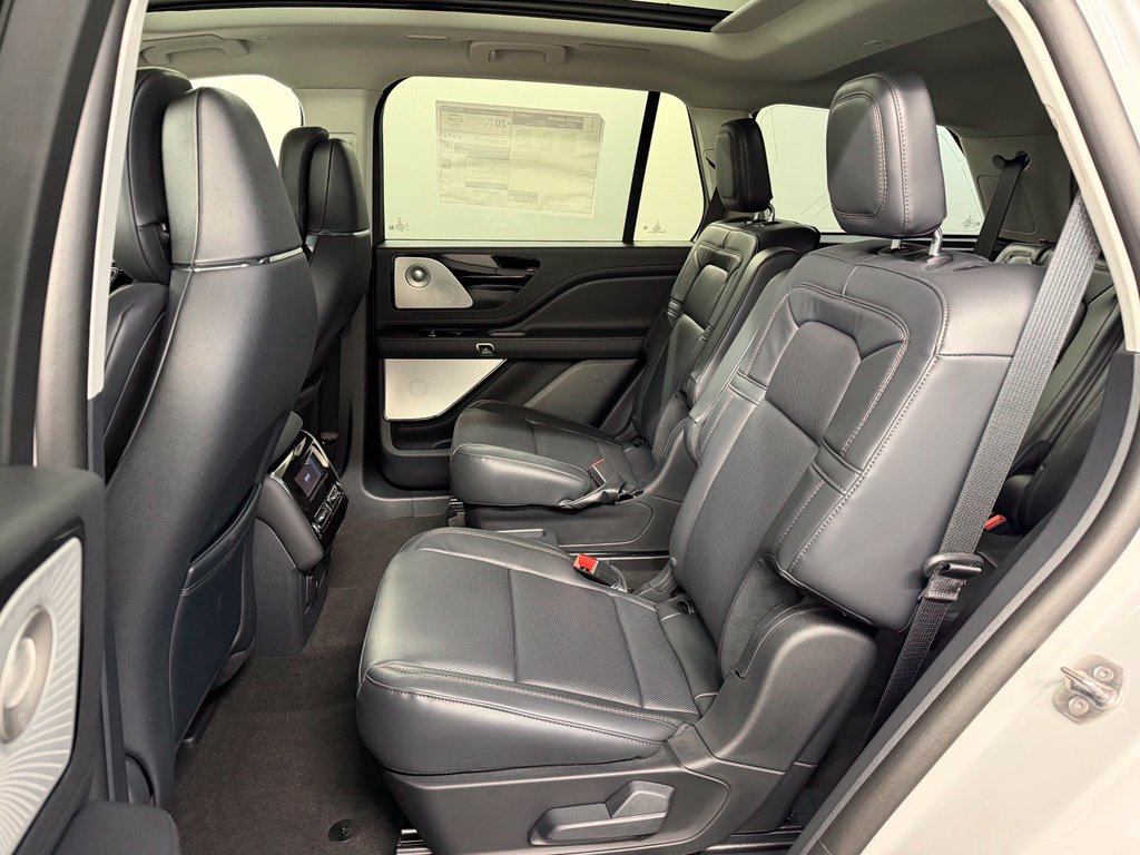 New 2027 Lincoln Aviator Reserve AWD/4WD image 32