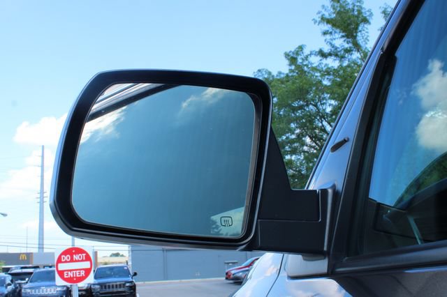 Used 2014 Toyota Sequoia SR5 w/ Premium Package AWD/4WD image 8