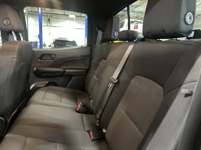 Used 2023 Chevrolet Colorado Trail Boss AWD/4WD image 30