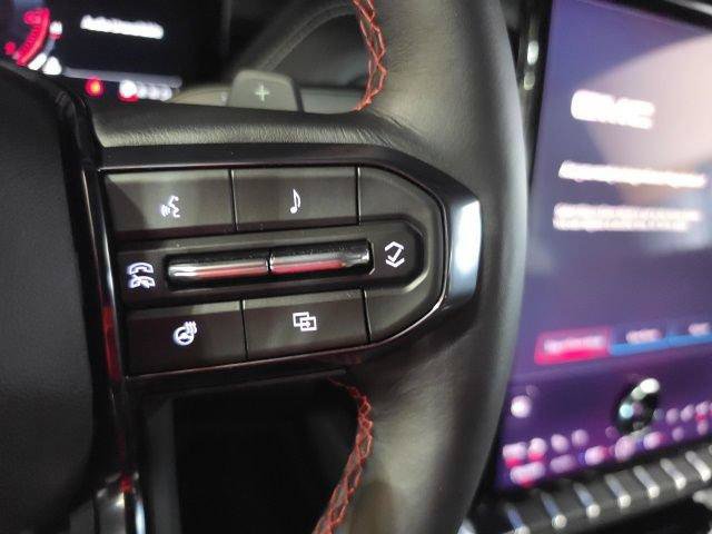 New 2026 GMC Yukon XL AT4 Ultimate AWD/4WD image 36
