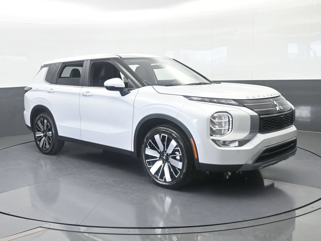 New 2026 Mitsubishi Outlander SE FWD image 8