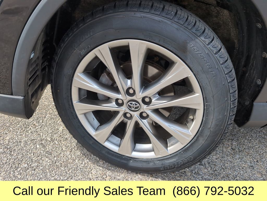 Used 2018 Toyota RAV4 Limited w/ All Weather Liner Package image 27