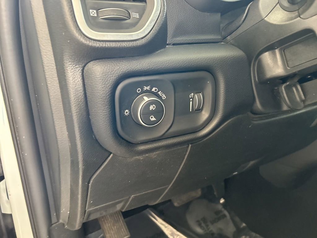 Certified 2024 RAM 2500 Big Horn AWD/4WD image 35