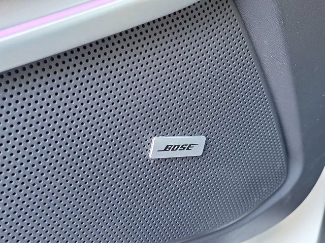 Used 2016 Chevrolet Camaro LT RWD image 19