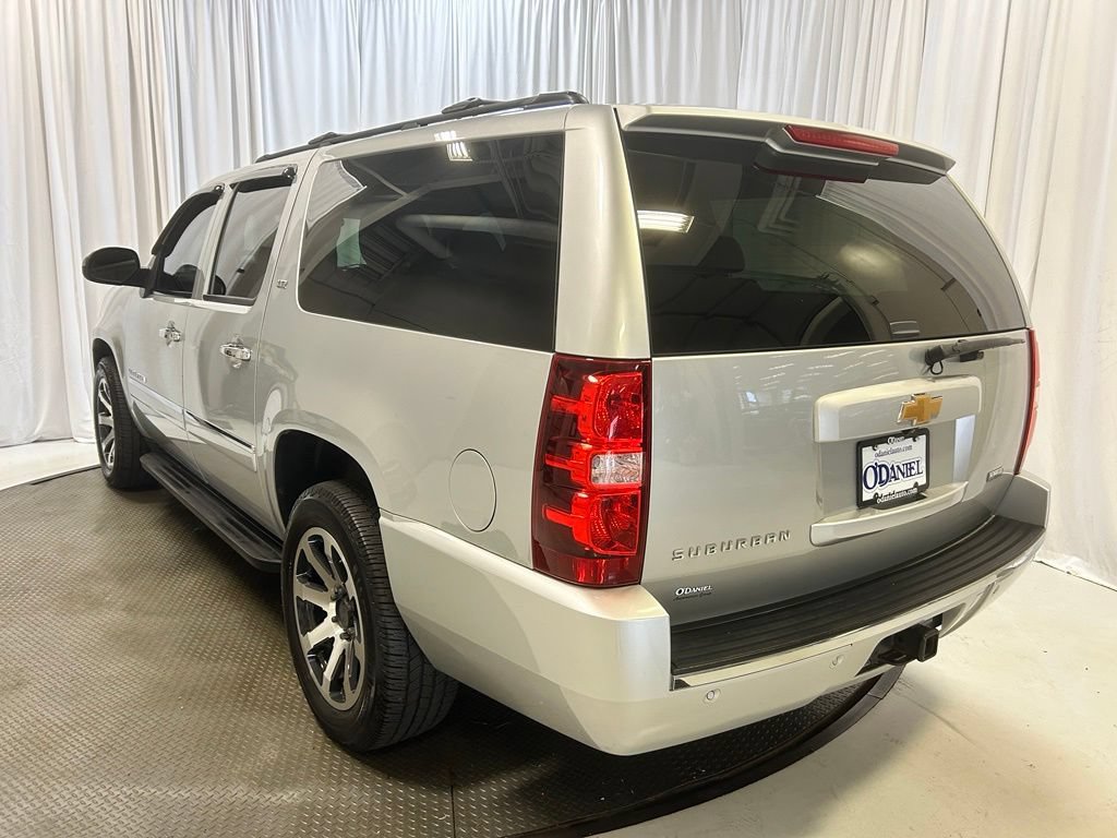 Used 2012 Chevrolet Suburban LTZ AWD/4WD image 29