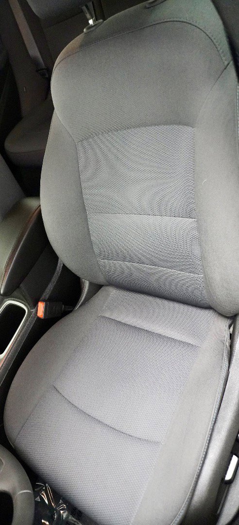 Used 2018 Chevrolet Cruze LT w/ Convenience Package FWD image 4