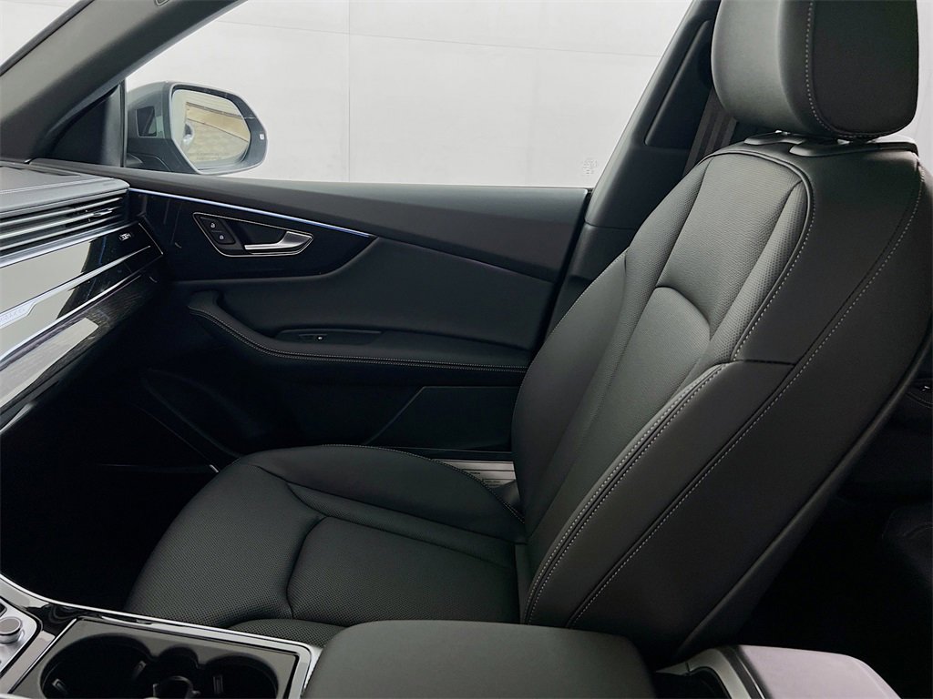 New 2026 Audi Q8 Premium Plus image 24