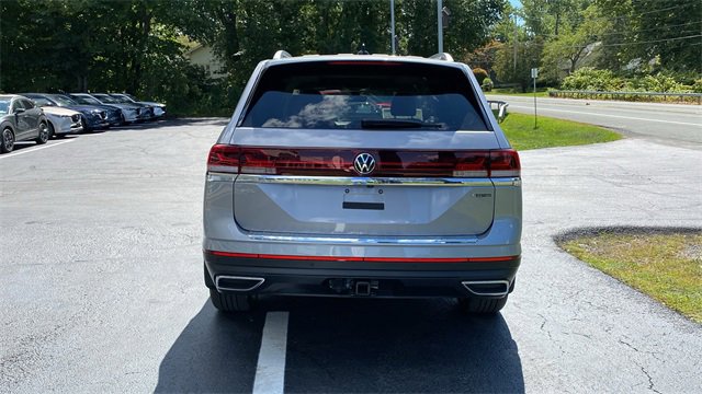 New 2026 Volkswagen Atlas SEL image 6