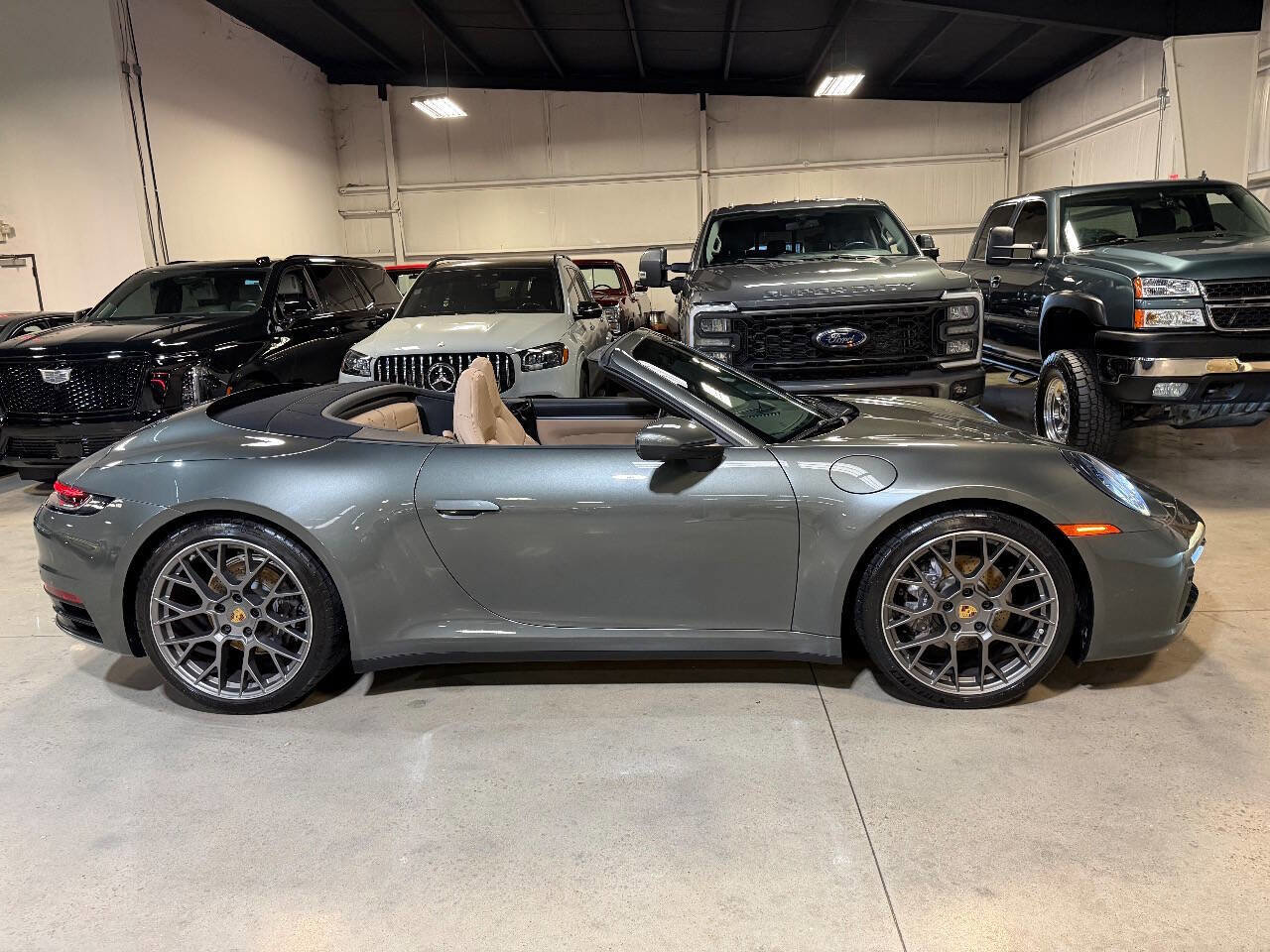 Used 2023 Porsche 911 Carrera image 20