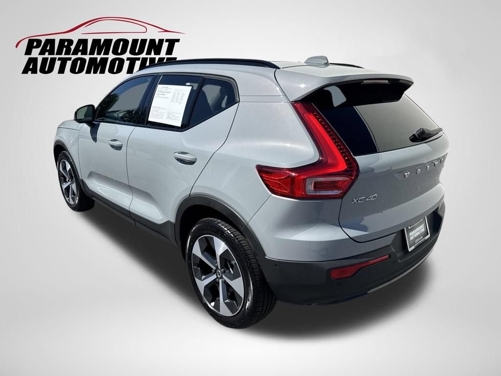 Used 2026 Volvo XC40 B5 Plus AWD/4WD image 5