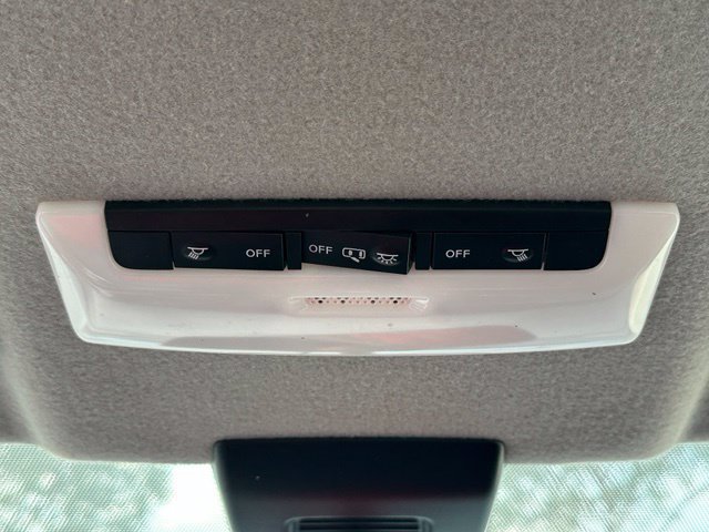 Used 2023 Nissan Kicks SV w/ Interior Electronics Package FWD image 36