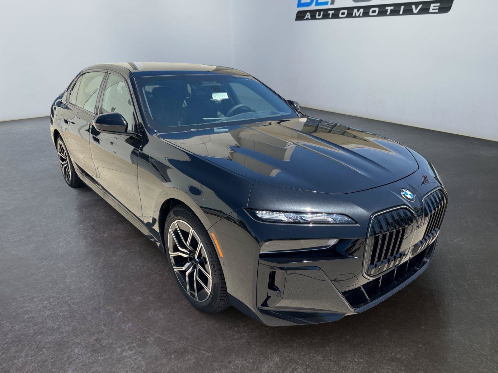 New 2026 BMW 760i xDrive w/ Executive Package AWD/4WD image 11