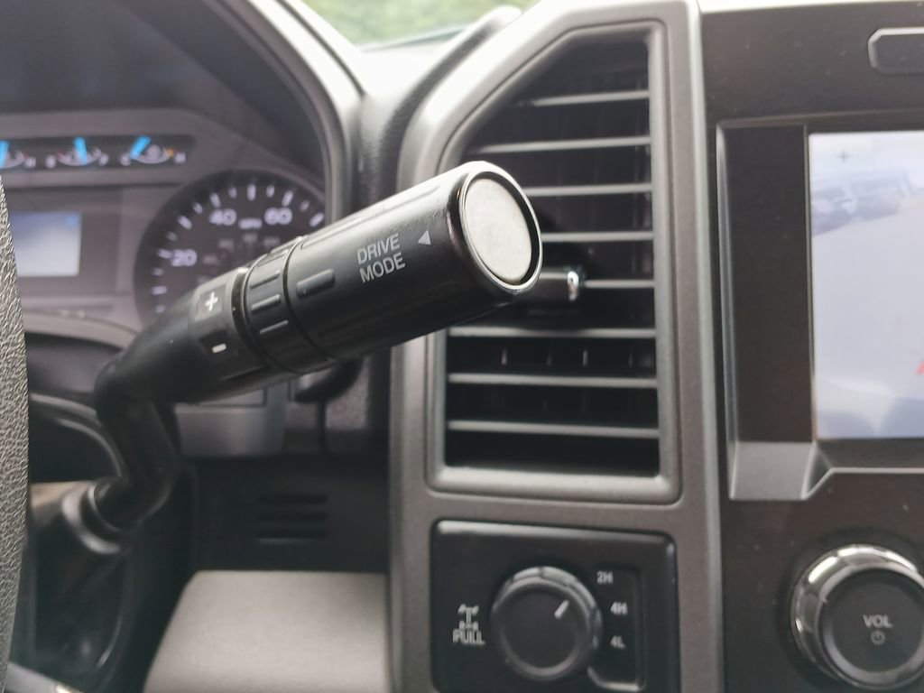 Used 2020 Ford F250 XL w/ STX Appearance Package AWD/4WD image 16