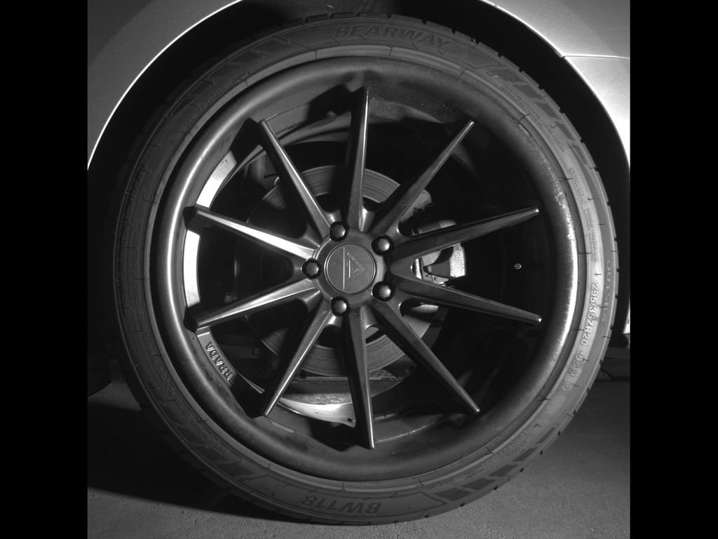 Used 2018 Ford Mustang GT w/ Equipment Group 301A RWD image 12