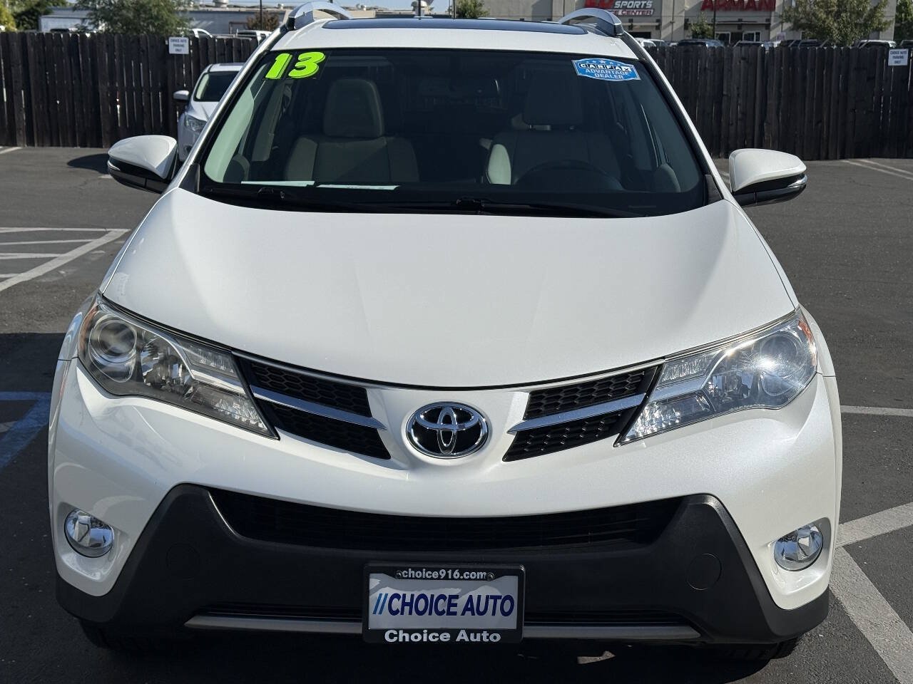 Used 2013 Toyota RAV4 Limited FWD image 2