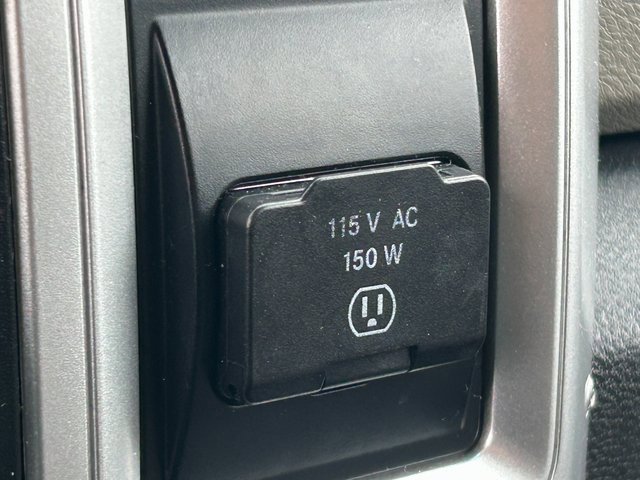 Used 2012 RAM 1500 Classic SLT w/ Luxury Group image 17