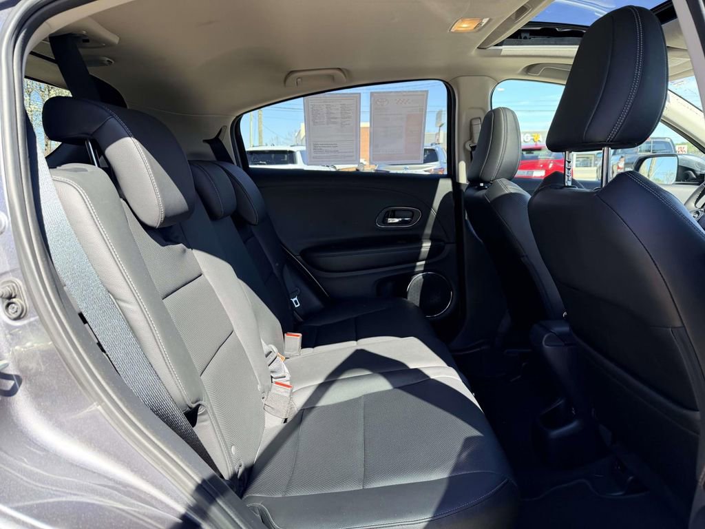 Used 2021 Honda HR-V EX-L image 14