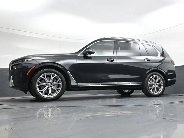 Used 2026 BMW X7 xDrive40i AWD/4WD image 39