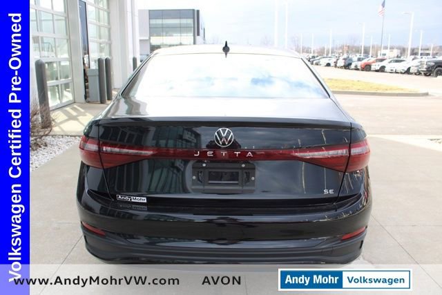 Used 2025 Volkswagen Jetta SE image 7