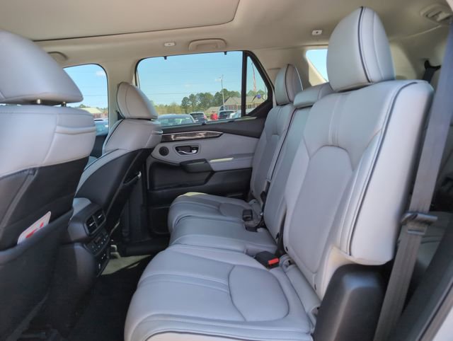 Used 2025 Honda Pilot Elite image 29