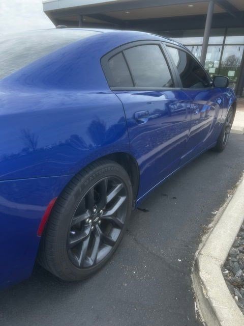 Used 2021 Dodge Charger SXT w/ Blacktop Package image 6