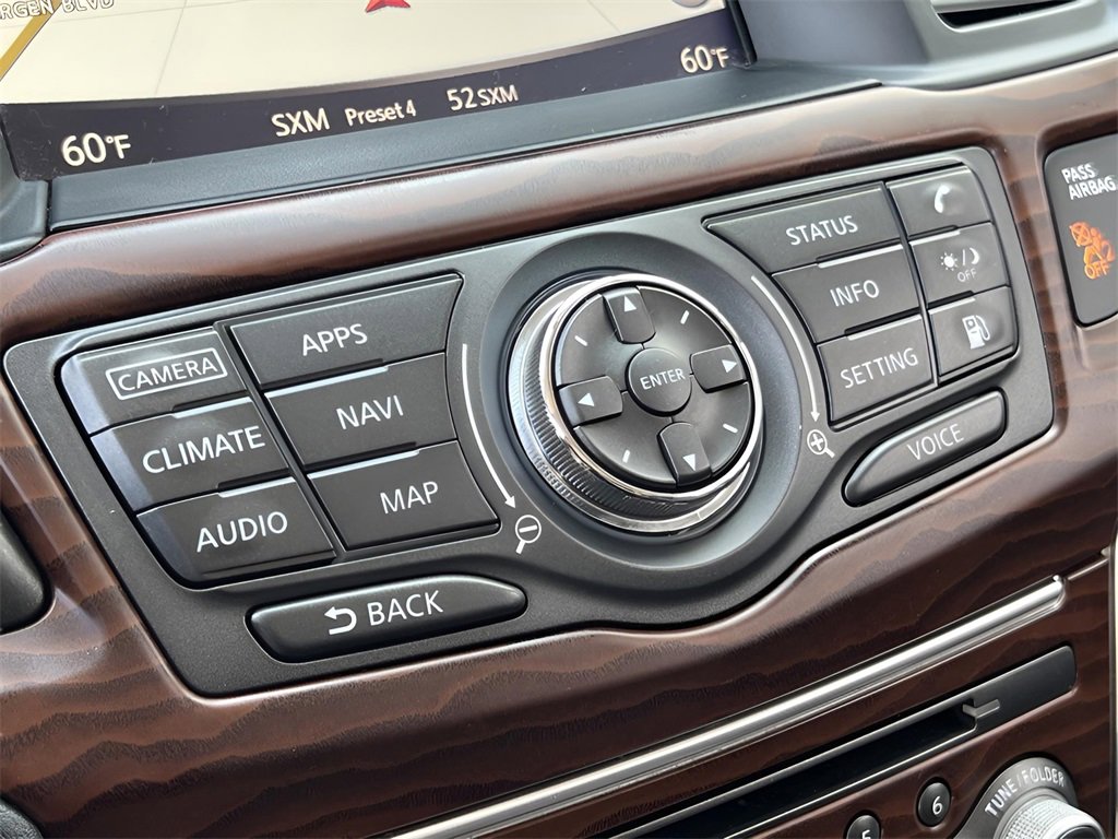 Used 2020 Nissan Pathfinder Platinum image 35