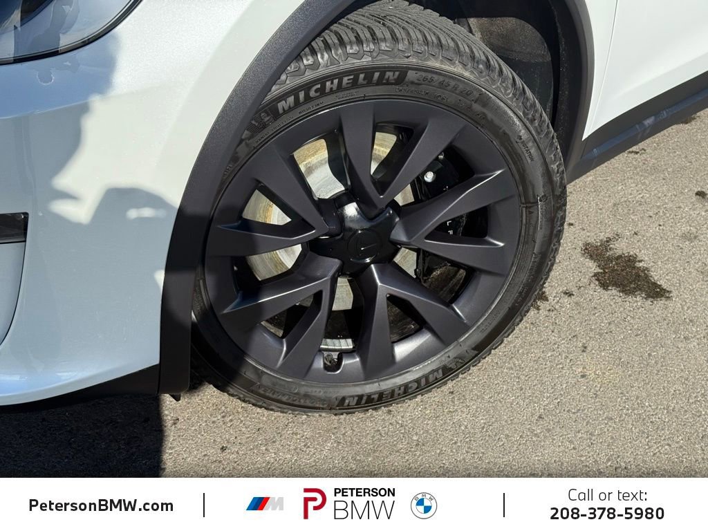 Used 2024 Tesla Model X image 14