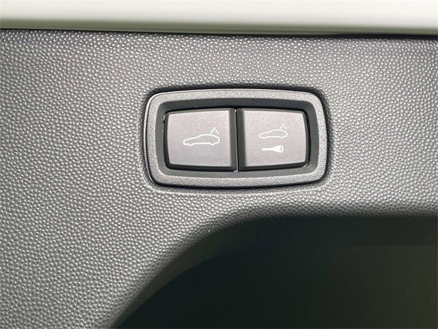 New 2025 Porsche Macan Turbo Electric image 21