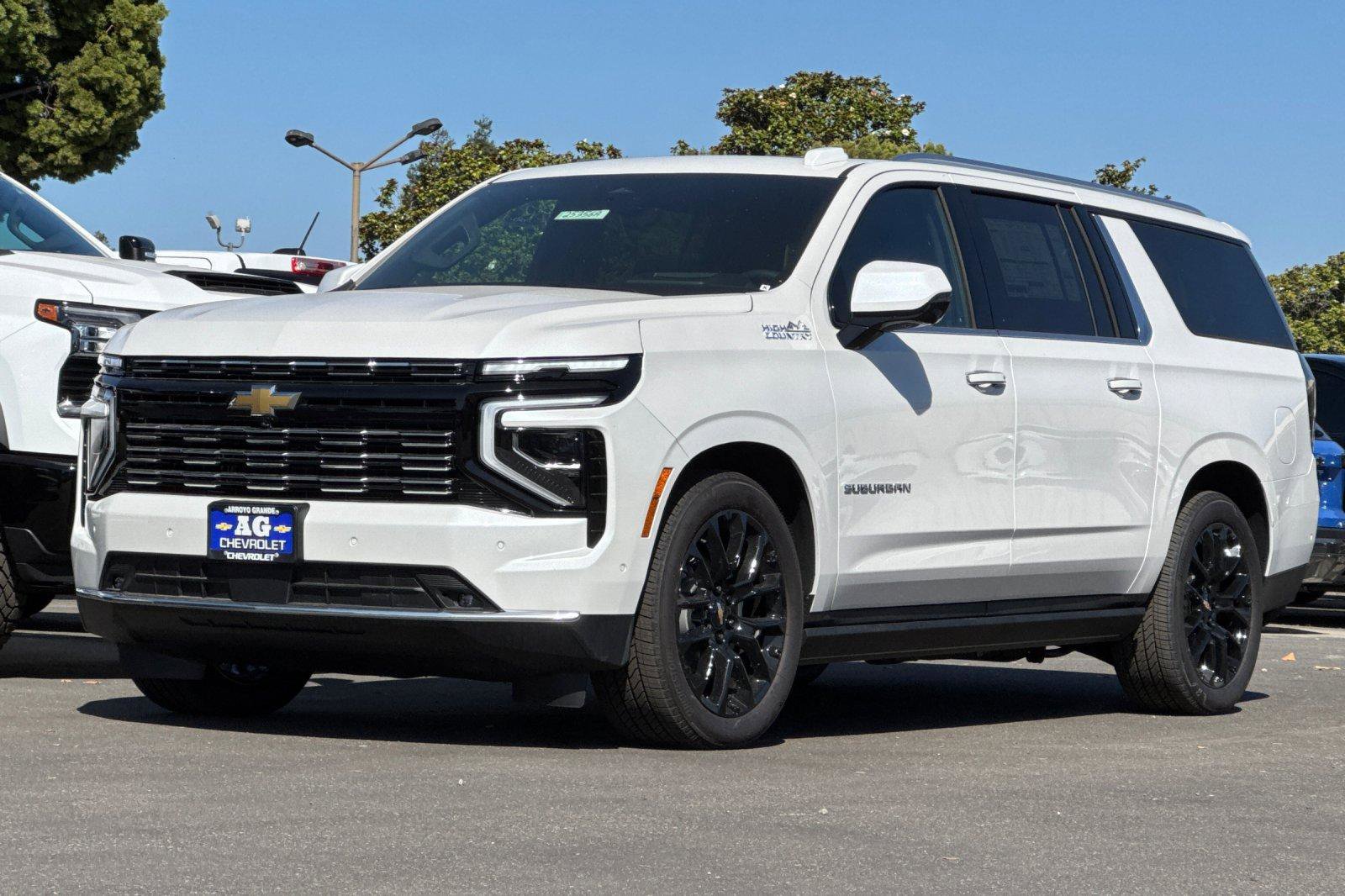 New 2025 Chevrolet Suburban High Country image 8