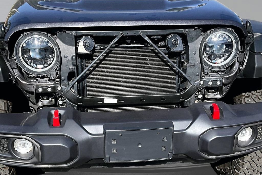 Used 2025 Jeep Wrangler Unlimited Rubicon w/ Convenience Group AWD/4WD image 29