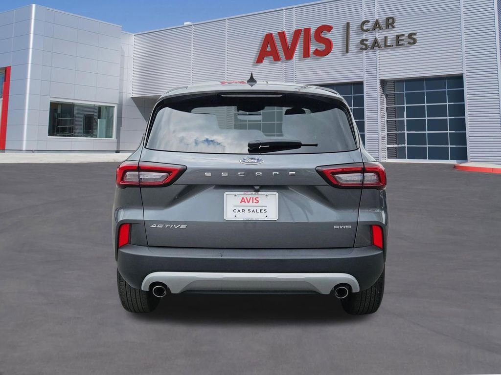 Used 2025 Ford Escape Active AWD/4WD image 4