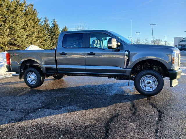 New 2026 Ford F250 XL AWD/4WD image 7