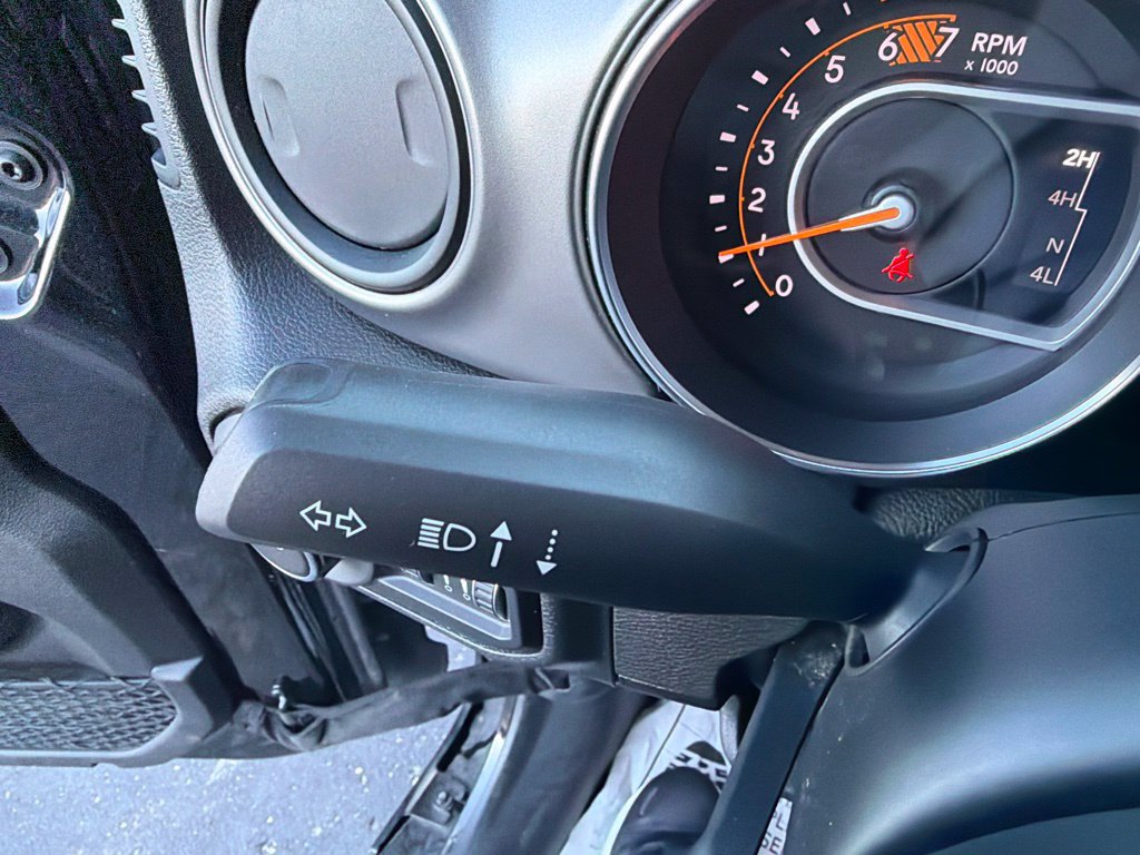 Used 2021 Jeep Wrangler Sport AWD/4WD image 24