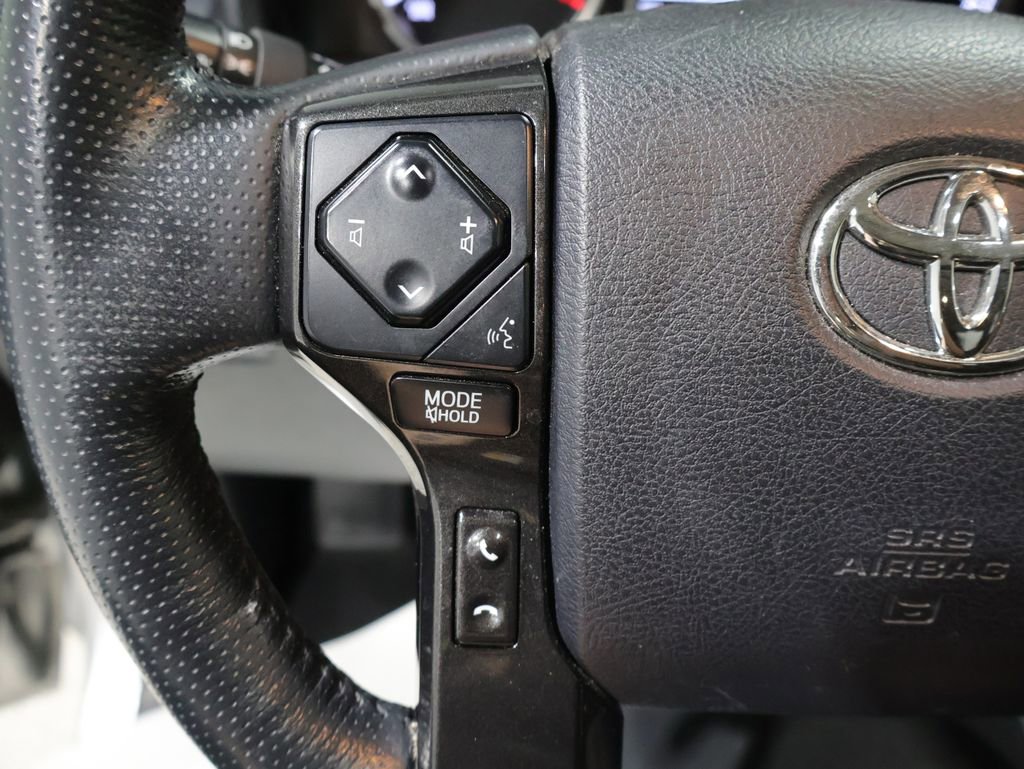 Used 2023 Toyota 4Runner TRD Off-Road Premium w/ Moonroof Package AWD/4WD image 38
