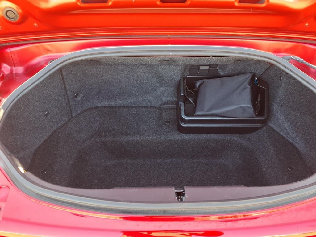 Used 2025 MAZDA MX-5 Miata RF Grand Touring RWD image 12