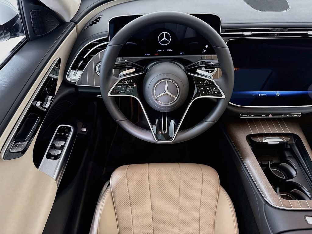 Used 2025 Mercedes-Benz E 350 Sedan image 10