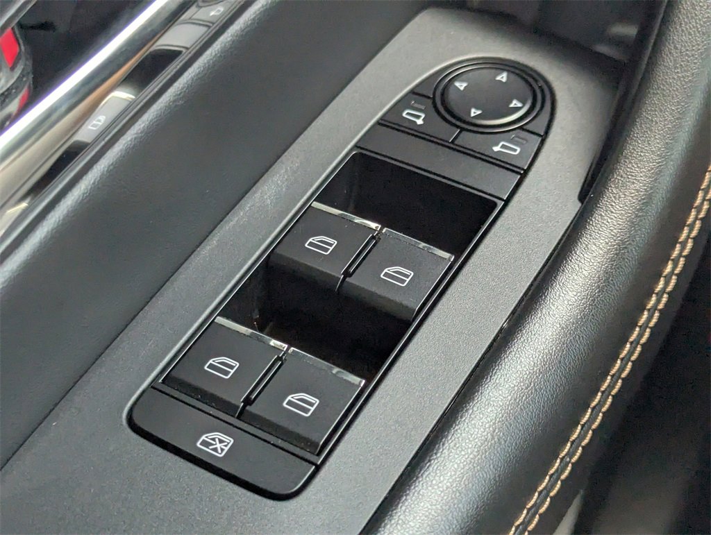 Used 2024 MAZDA CX-90 Plug-In Hybrid w/ Premium Pkg image 16