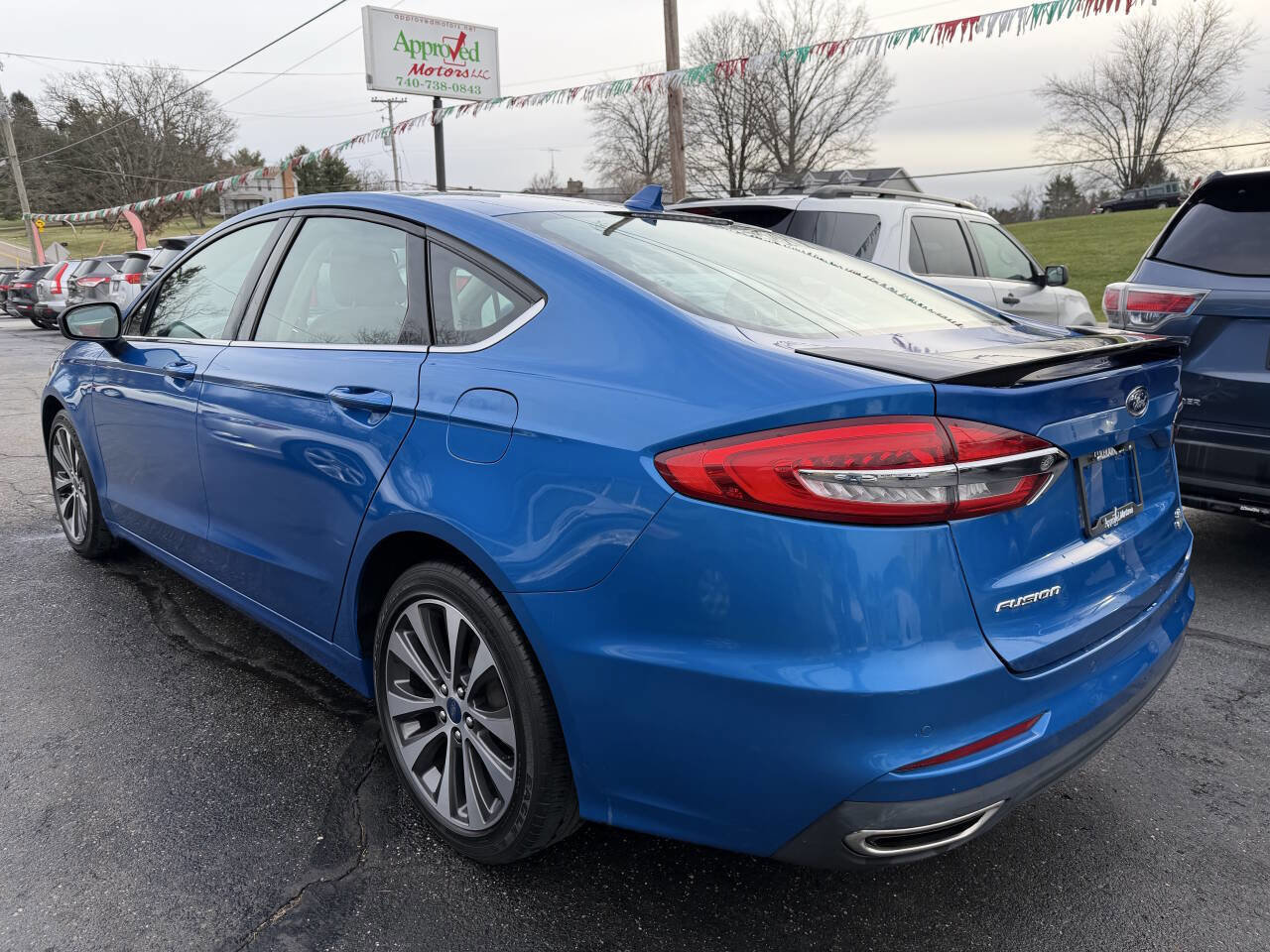 Used 2019 Ford Fusion SE image 3