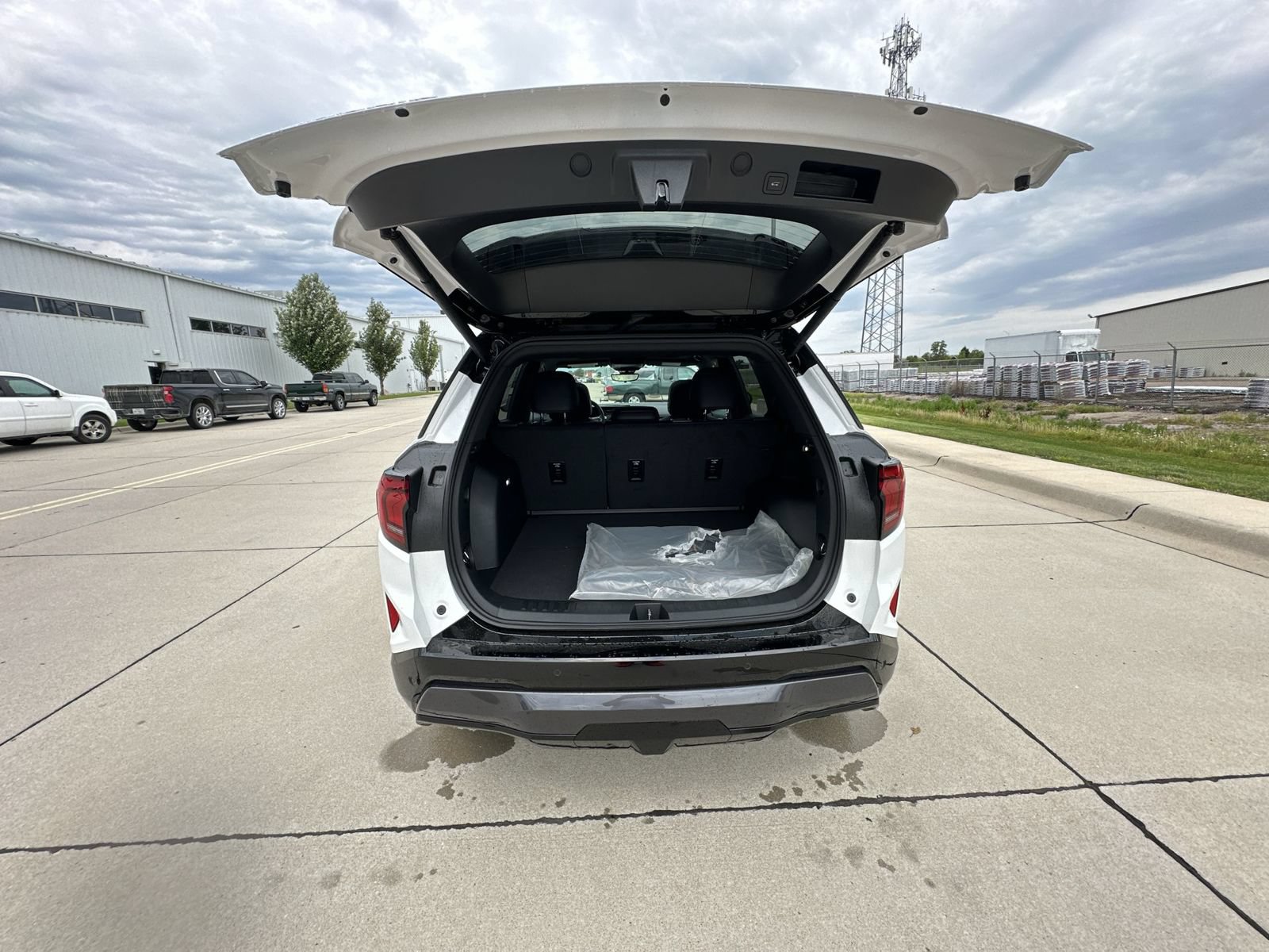 New 2026 GMC Terrain AT4 w/ Convenience Package III AWD/4WD image 26