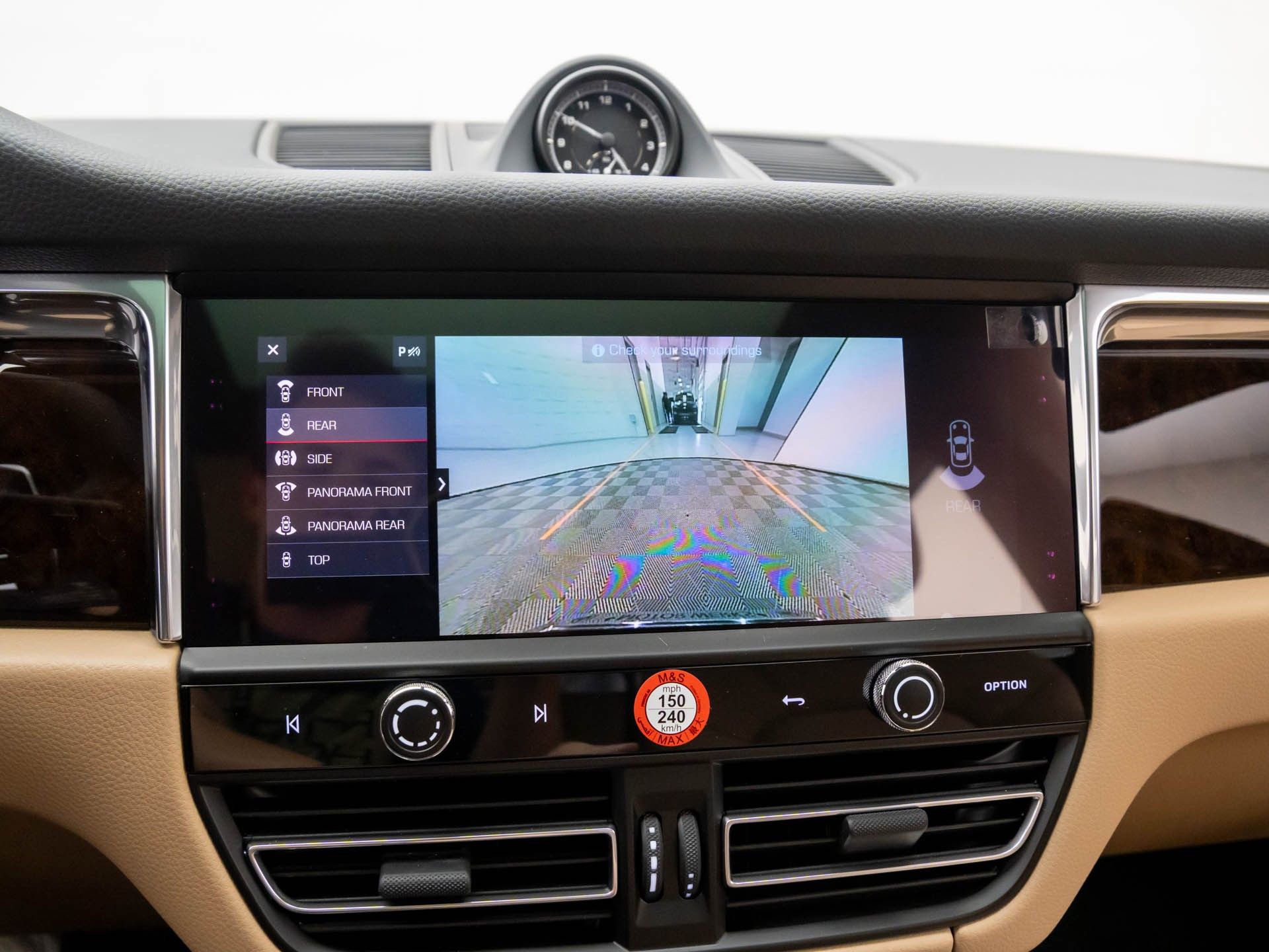 Certified 2026 Porsche Macan AWD/4WD image 23