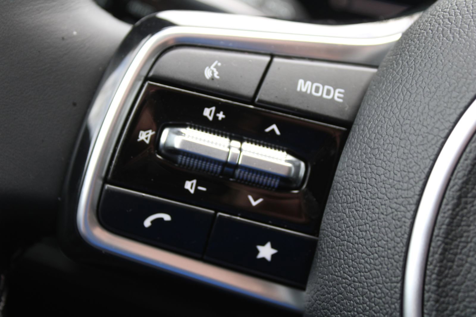 New 2026 Kia Sorento S AWD/4WD image 25