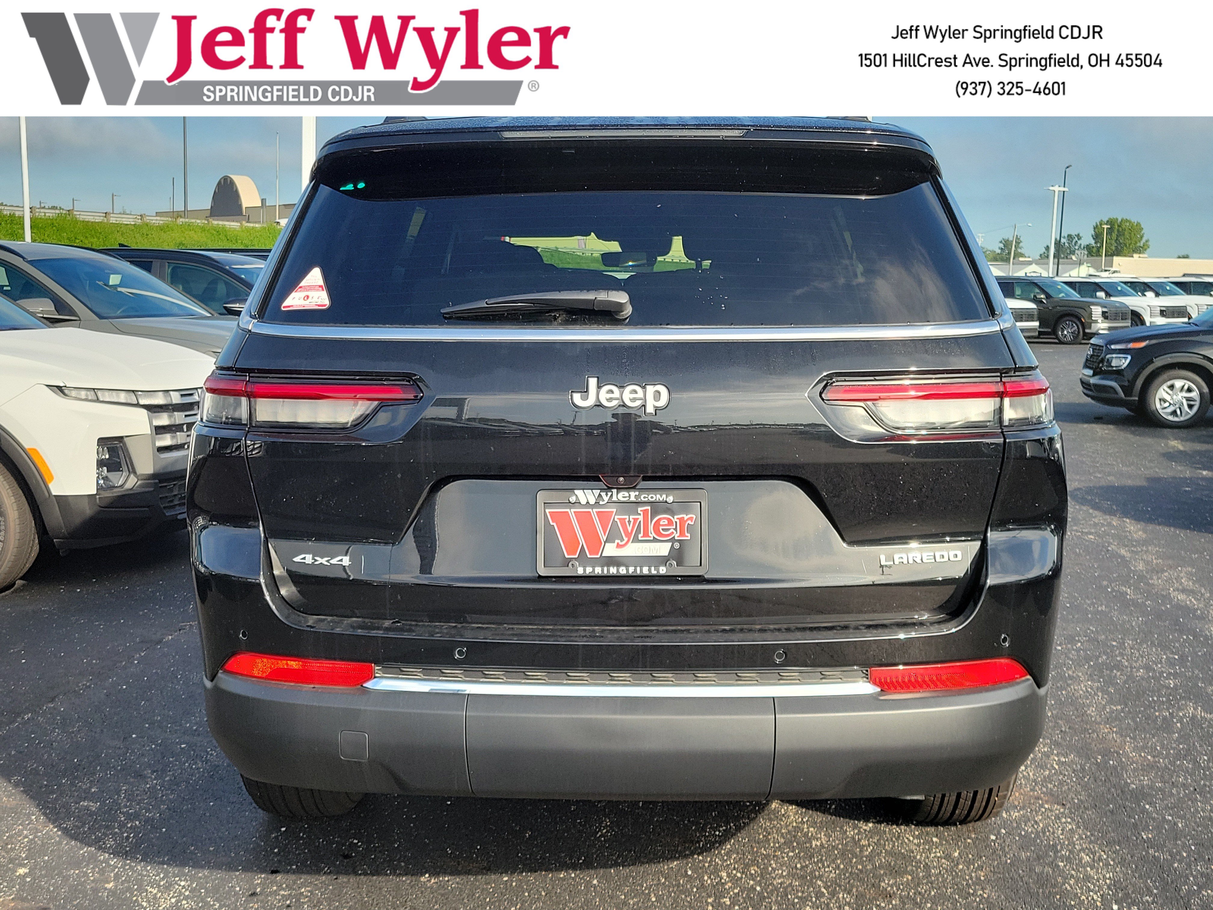 New 2026 Jeep Grand Cherokee L Laredo AWD/4WD image 4