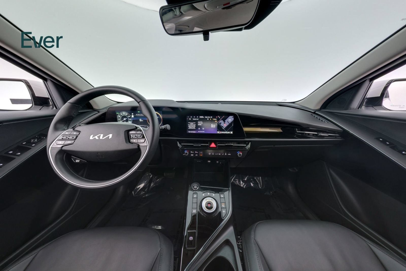 Used 2024 Kia Niro Wind FWD image 25