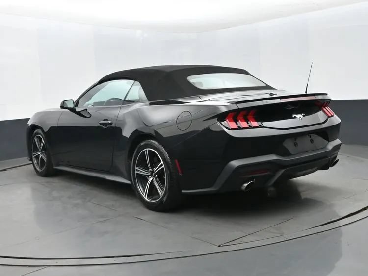 Used 2024 Ford Mustang Premium RWD image 9