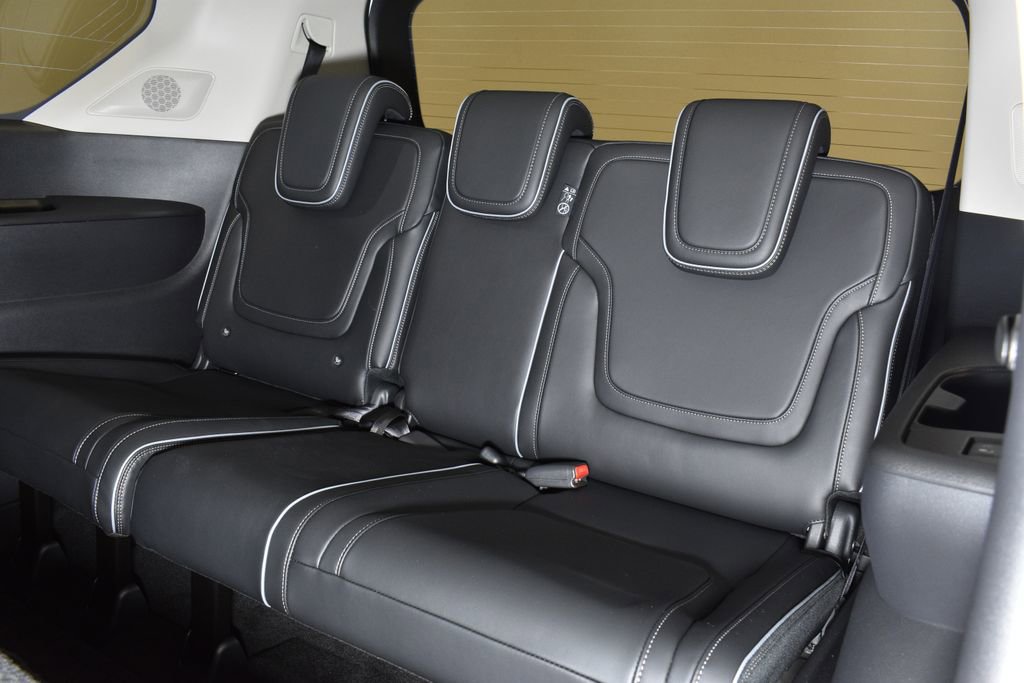 New 2026 INFINITI QX80 Luxe w/ Cargo Package image 30