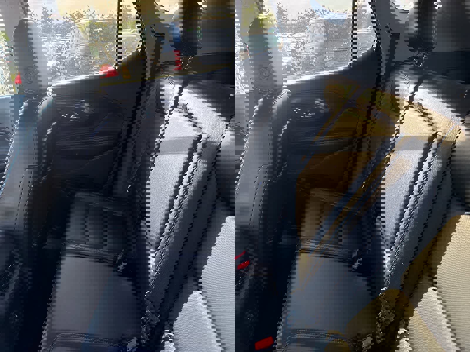 Used 2021 GMC Terrain SLT image 17