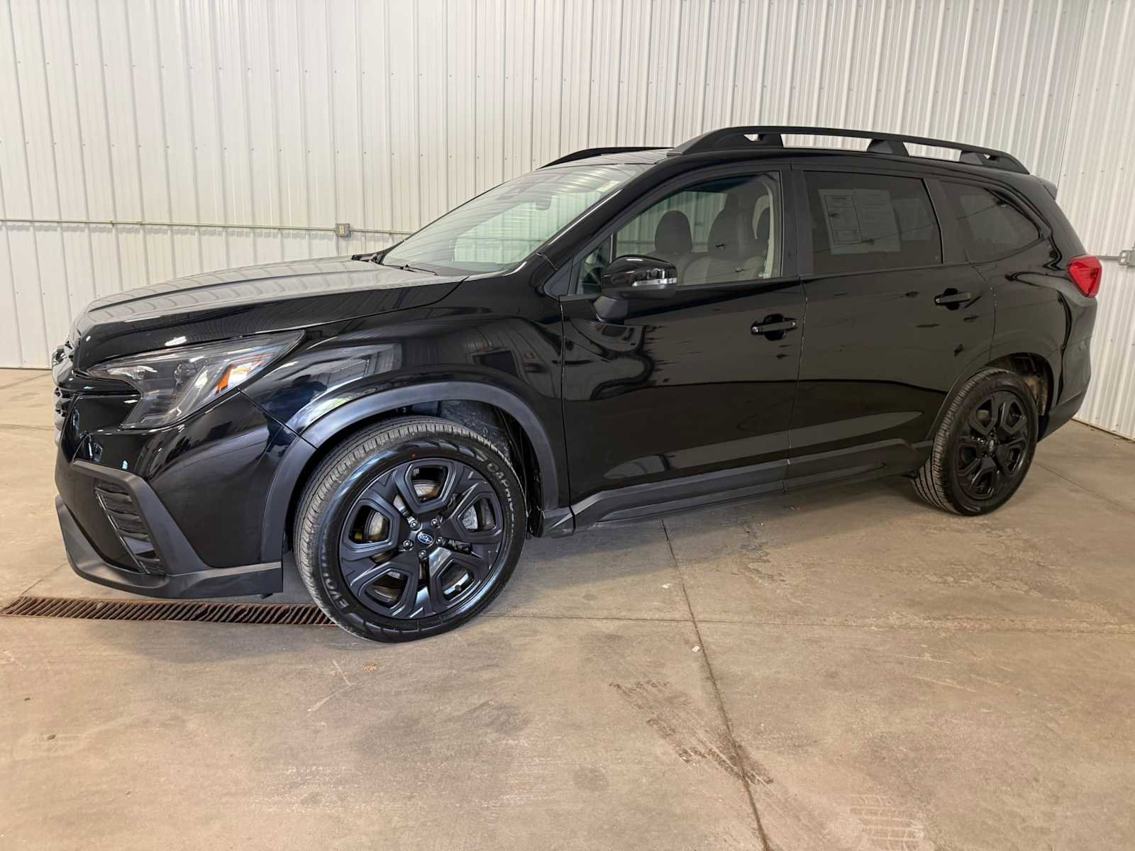 Certified 2023 Subaru Ascent Onyx Edition AWD/4WD image 2