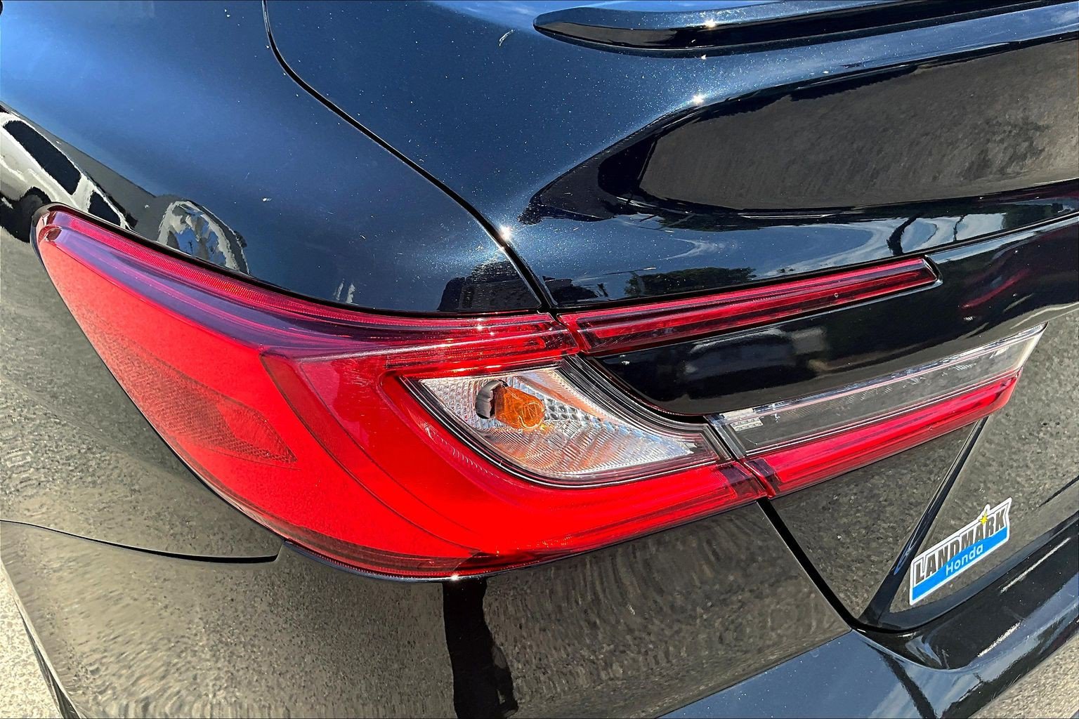 Used 2025 Toyota Camry SE FWD image 31