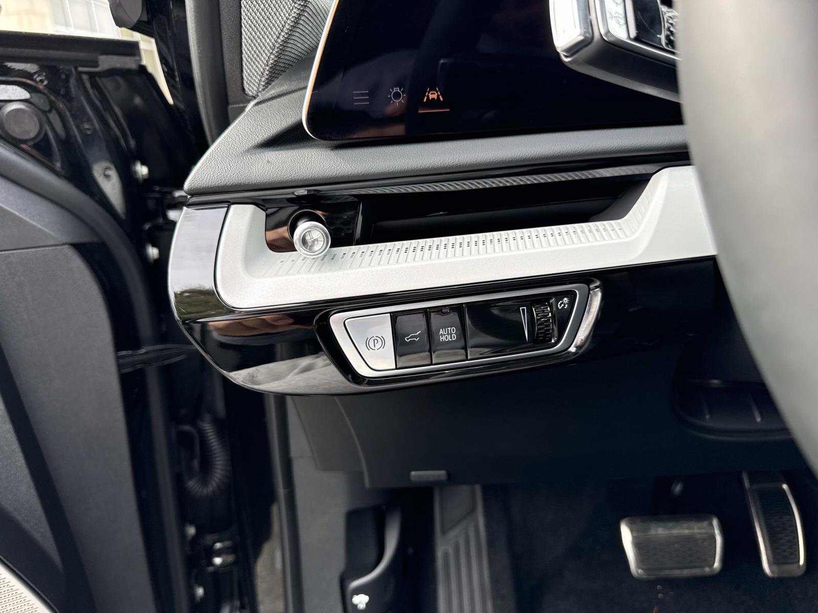 New 2026 Cadillac Optiq Sport 1 image 32