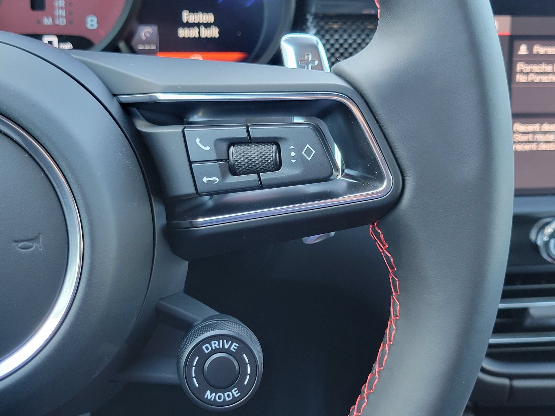 New 2026 Porsche Macan GTS AWD/4WD image 14